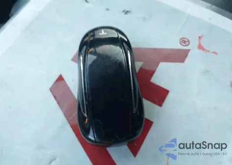 2016 Tesla Model X 60D/70D/75D/90D/P100D z USA, uszkodzony, nr VIN 5YJXCBE25GF019120